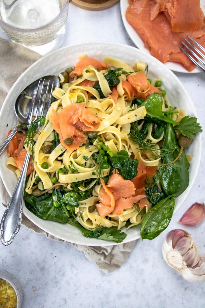 pasta met gerookte zalm, pasta met zalm, pasta recept zalm, wilde zalm, Alaska, pasta gerecht, vis,