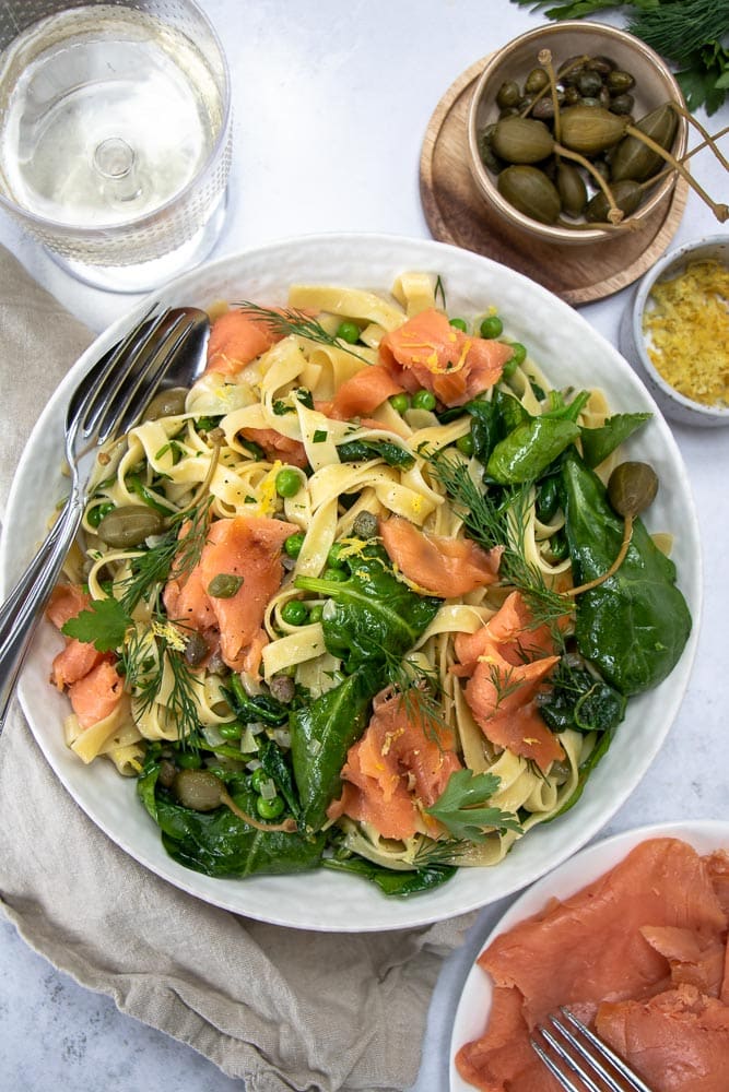 pasta met gerookte zalm, pasta met zalm, pasta recept zalm, wilde zalm, Alaska, pasta gerecht, vis,