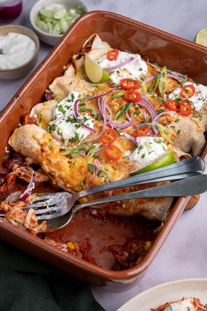 enchiladas met kip, wraps met kip uit de oven, enchilada's recept, Mexicaanse recepten, makkelijke maaltijden 