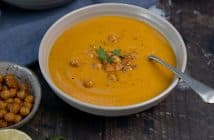 zoete aardappelsoep, zoete aardappel soep recepten, makkelijk recept, Indiase soep, simpel, gezond, zelf zoete aardappelsoep maken