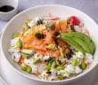 sushi salade, sushisalade, sushi bowl, zalm, gerookte zalm, poke bowl sushi, sushi rijst, sushi maken, sushi recept