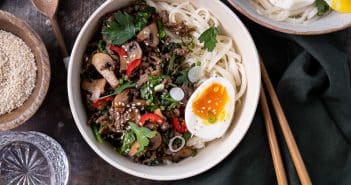 ramen noedels, ramen noodles, noedels recept, Japanse noedels, met gehakt en spinazie, platte noedels, recepten