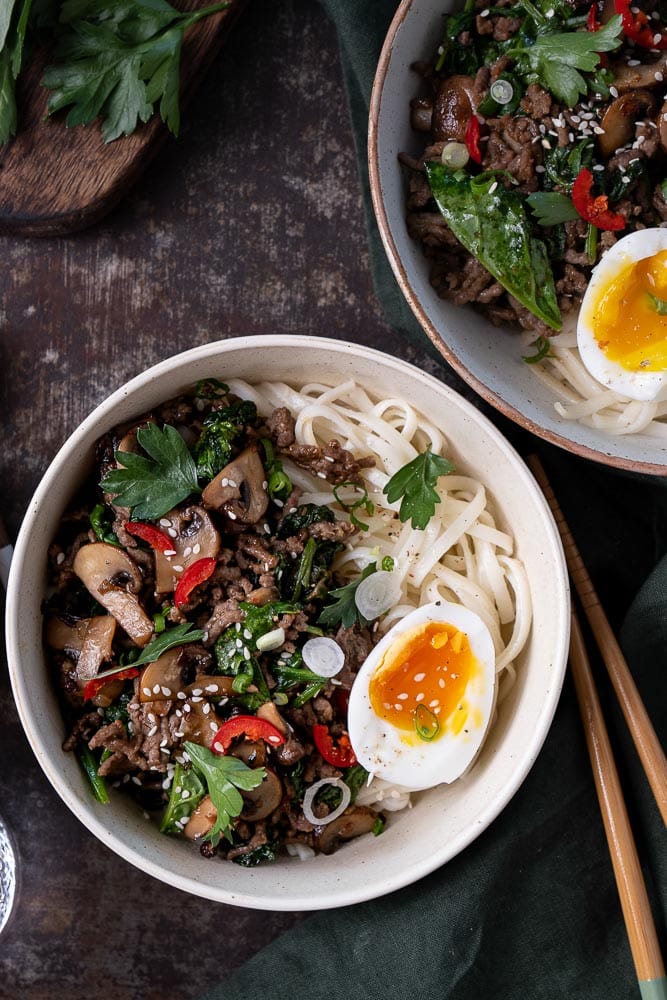 ramen noedels, ramen noodles, noedels recept, Japanse noedels, met gehakt en spinazie, platte noedels, recepten