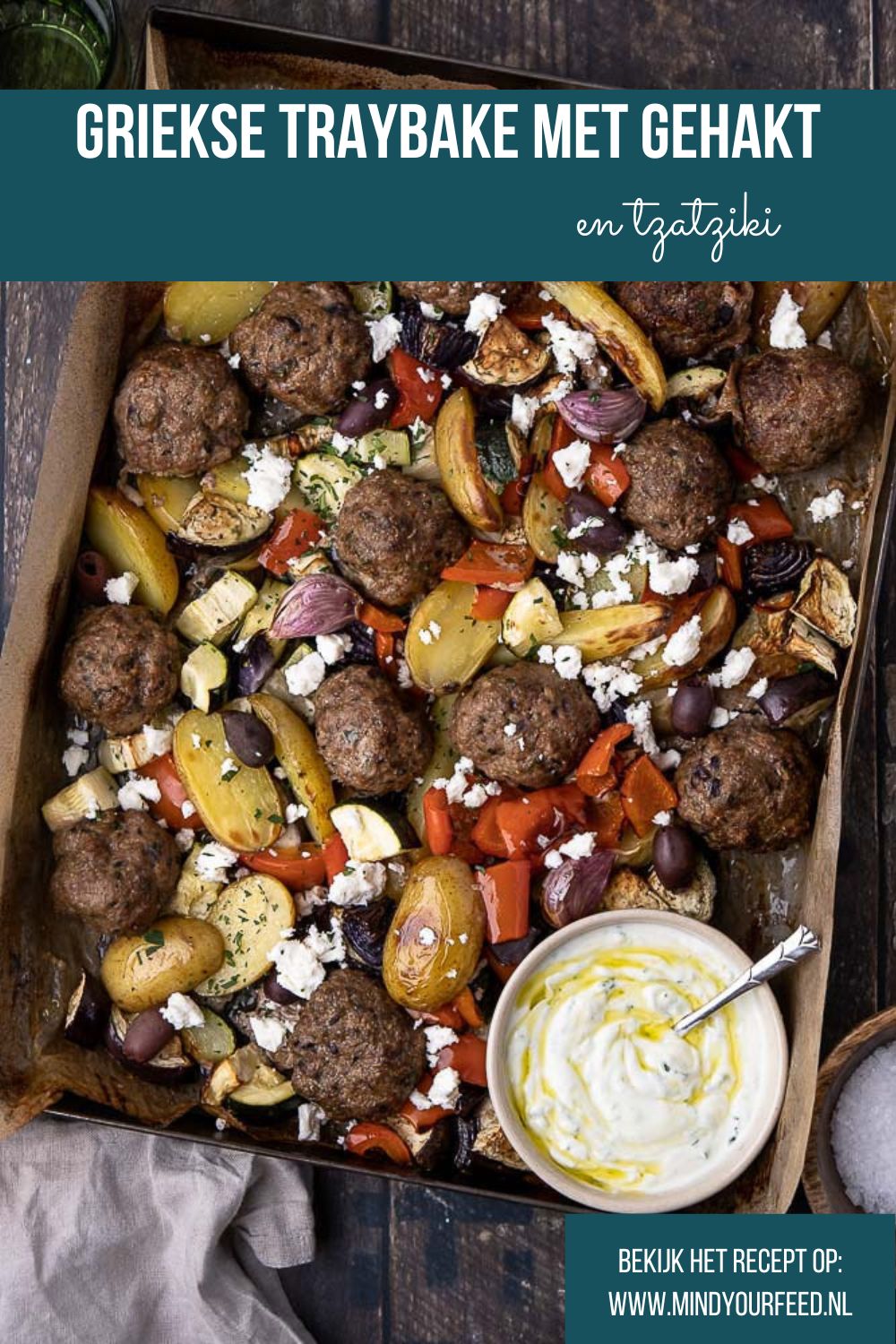 Griekse traybake, bakplaat, Griekse groenten, gehaktballetjes, krieltjes, feta, tzatziki, uit de oven, traybake recepten