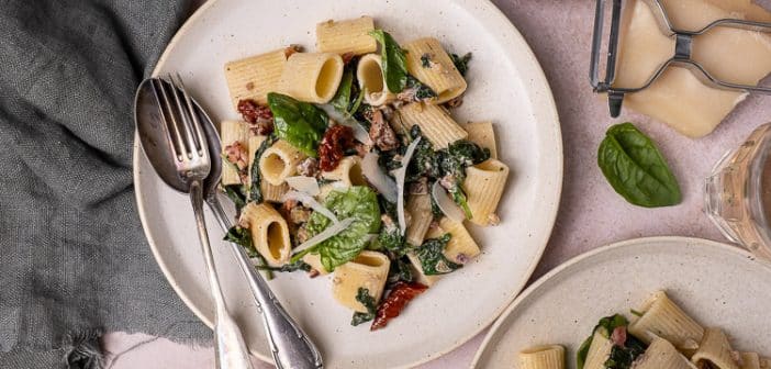 Pasta met spekjes en spinazie, pasta met roomkaas, pasta met champignons, pasta met Boursin, pasta recepten, makkelijke maaltijden