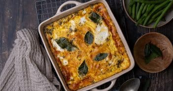 Zuid Afrikaanse Bobotie bobotie, zuid afrikaanse bobotie, recept, wereldgerechten, knorr, pakje, sperziebonen, ingrediƫnten, gehaktschotel met kerrie, kruidenmix, boboti