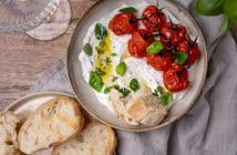 ricotta dip recept, whipped ricotta, opgeklopte ricotta, kaas, Italiaanse kruiden, knoflook, tomaten, zachte roomkaas opkloppen, feta dip