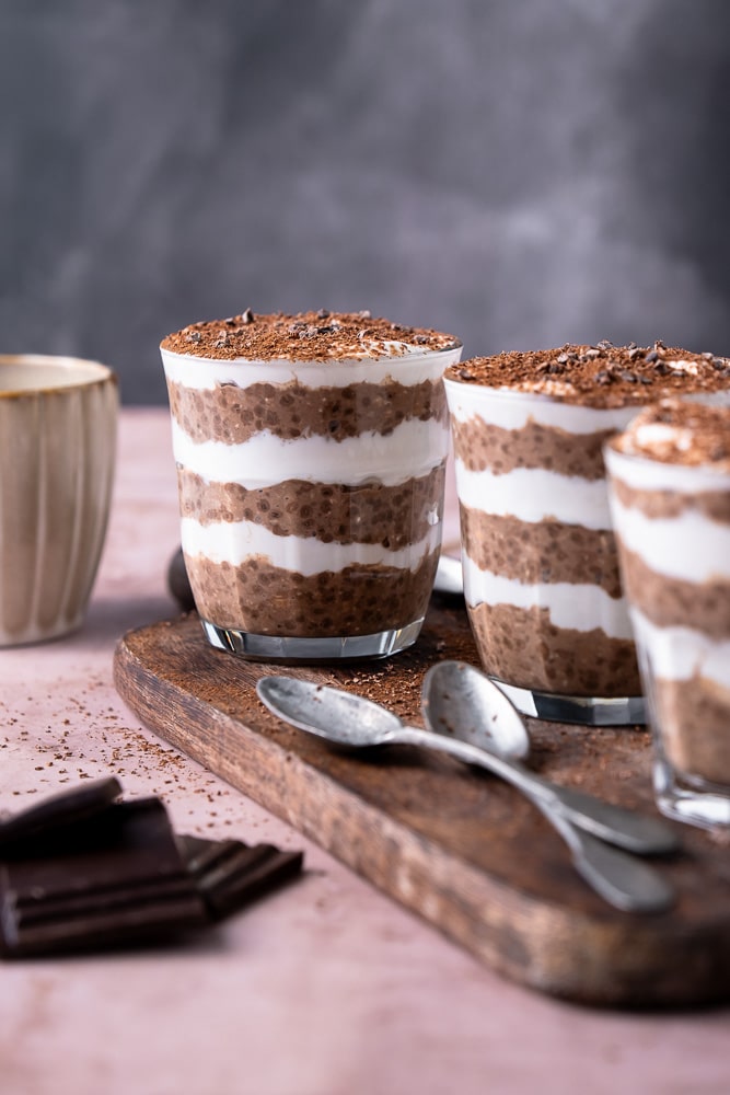 tiramisu overnight oats, ontbijt tiramisu met romige havermout, de smaken van koffie en cacao, dit tiramisu ontbijtje is een perfect begin van de dag!