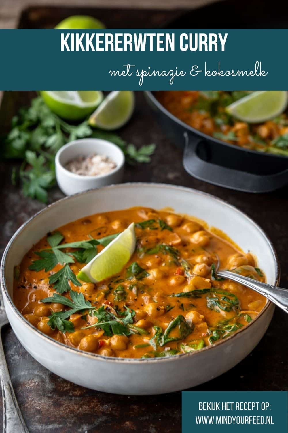 Kikkererwten curry met spinazie – romig en kruidig vegan recept met kokosmelk. Een makkelijk recept voor een voedzame maaltijd vol groenten.
